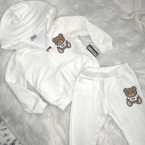 Moschino Baby Teddy Bear tracksuit size 9-12M/74CM